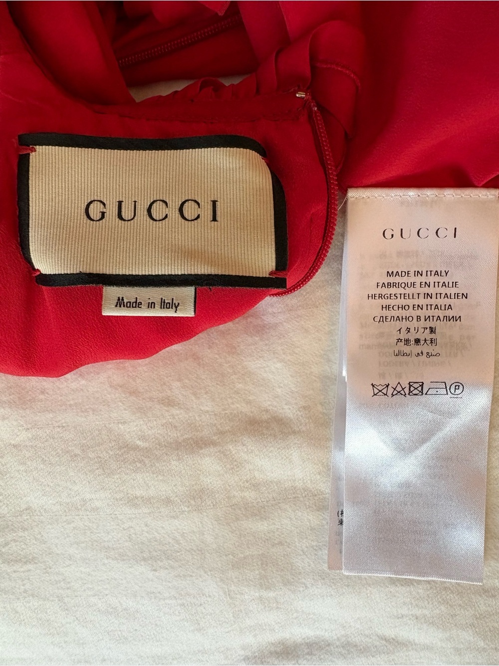 Gucci Red Ruffle-Trim Sleeveless Mini Dress with Black Tie - Picture 4 of 4